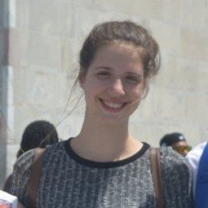 Foto di Roberta, Tutor privato/Aiuto compiti a Concorezzo