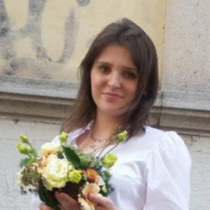 Foto di Yuliya, Tutor privato/Aiuto compiti a Busto arsizio