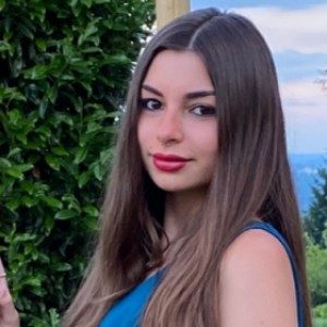 Foto di Alisia, Babysitter a Castellanza